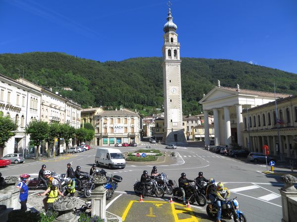 Valdobbidene - Hauptplatz - © RoRadln - Kurt Schmidt