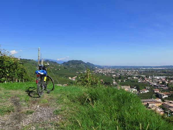 Blick von Chisetta di San Vigilo nach Osten - © RoRadln - Kurt Schmidt