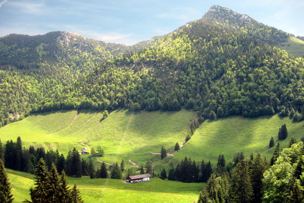 Blick ins Trockenbachtal mit Schwarzriesh&uuml;tte, dahinter Spitzstein - © RoRadln - Kurt Schmidt