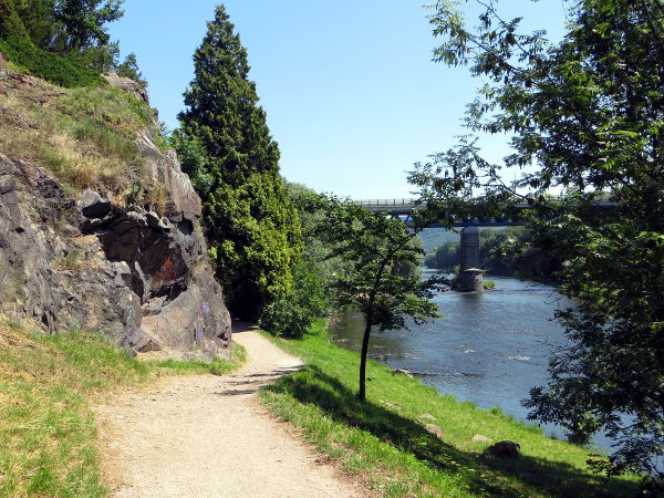 Eger bei  Klasterce nad Ohri - © RoRadln - Kurt Schmidt