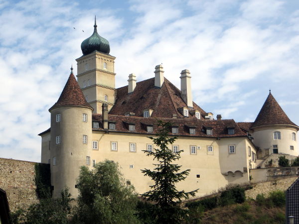 Schloss Sch&ouml;nb&uuml;hel Aggstein - © RoRadln - Kurt Schmidt