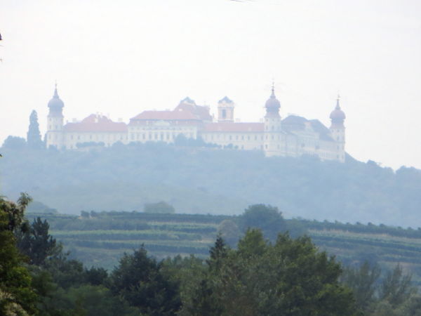 Stift G&ouml;ttweig im Dunst - © RoRadln - Kurt Schmidt