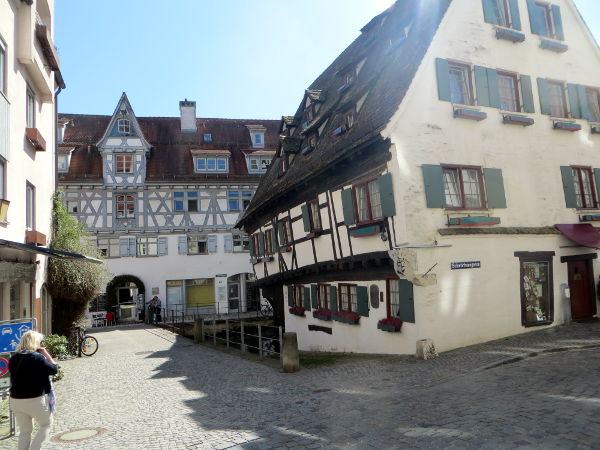 Ulm - schiefes Haus - © RoRadln - Kurt Schmidt