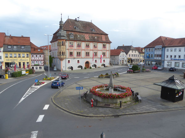 Bad K&ouml;nigshofen - Marktplatz - © RoRadln - Kurt Schmidt