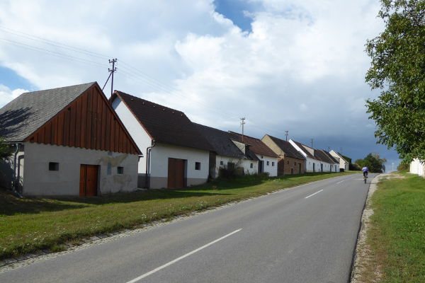 Walterskirchen-Neugeb&auml;ude - © RoRadln - Kurt Schmidt