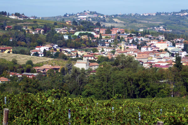Blick auf Santa Maria della Versa - © RoRadln - Kurt Schmidt