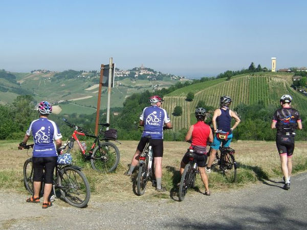 Oltrepo Pavese - Blick Richtung Cigognola - © RoRadln - Steffen Storandt