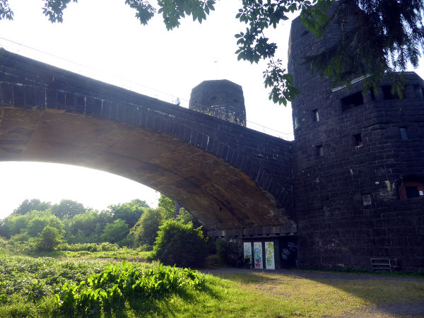 Die Br&uuml;cke von Remagen - © RoRadln - Kurt Schmidt