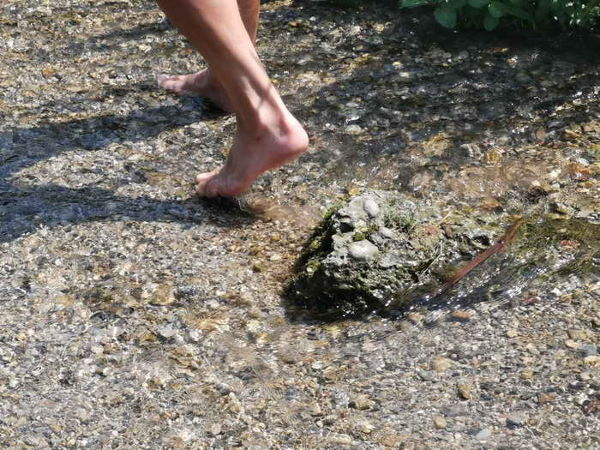 Kneippen im Westenbach (Ur-Priental) - © RoRadln - Reinhard Rolle