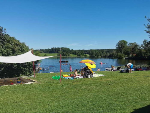 Badeplatz am Penzinger See - © RoRadln - Reinhard Rolle