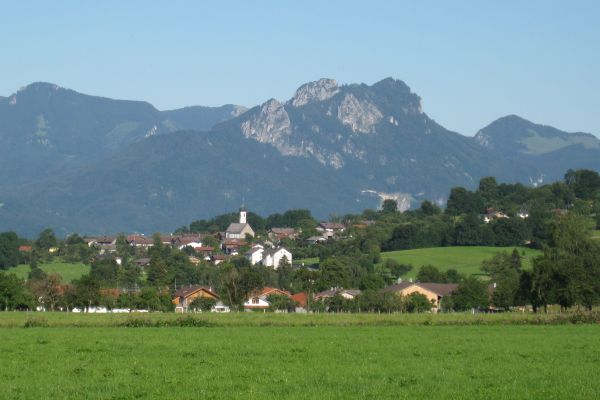 Litzldorf mit Heuberg im Hintergrund - © RoRadln - Kurt Schmidt