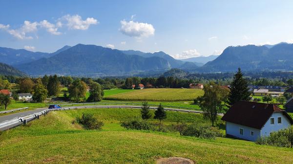 Bergblick gen S&uuml;den bei M&uuml;llnern - © RoRadln - Kurt Schmidt