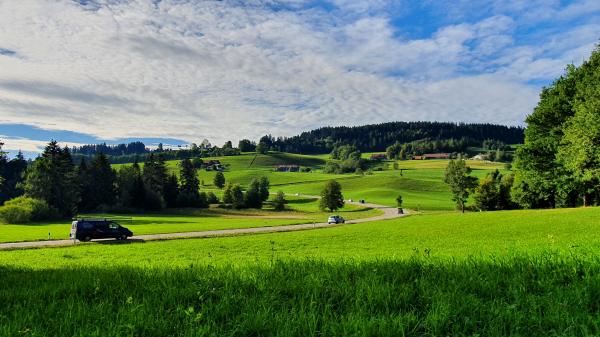 Allg&auml;u: typische Landschaft - © RoRadln - Kurt Schmidt