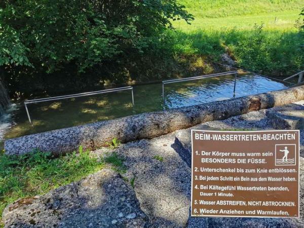 Wassertreten im Alpbach - © RoRadln - Reinhard Rolle