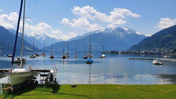 Zell am See mit Blick auf die Hohen Tauern - © RoRadln - Kurt Schmidt