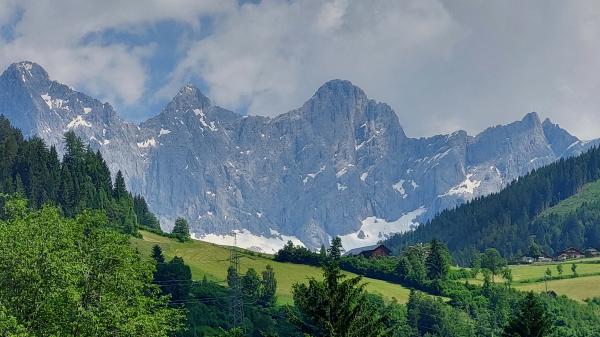 Blick zum Dachstein bei Mandling - © RoRadln - Kurt Schmidt