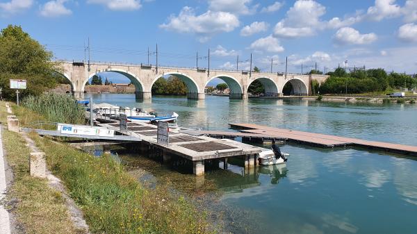 Peschiera - Eisenbahnbr&uuml;cke &uuml;ber den Mincio - © RoRadln - Kurt Schmidt