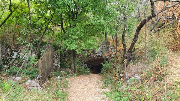 Prepotto - Grotta Lesa - © RoRadln - Kurt Schmidt