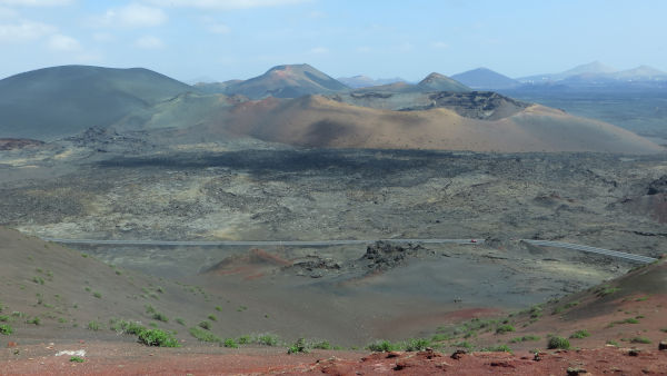 Montañas del Fuego = Feuerberge - © RoRadln - Kurt Schmidt