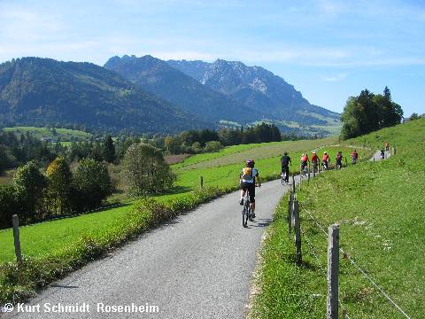 Kaiserwinkl-Radweg zwischen K&ouml;ssen und Walchsee - © RoRadln - Kurt Schmidt