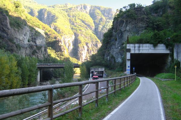 Eisacktal-Radweg - Jeder hat seinen eigenen Tunnel - © RoRadln - Kurt Schmidt