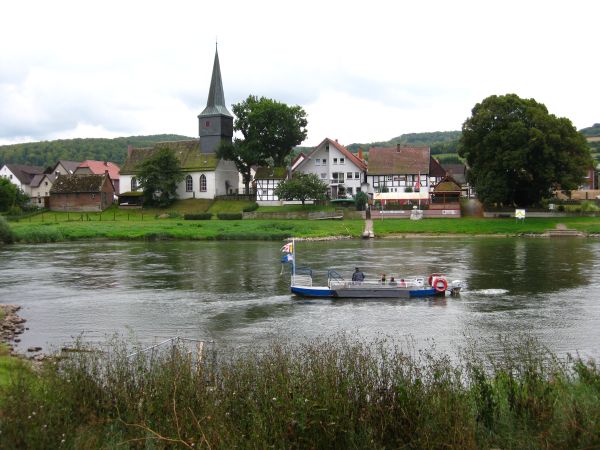 Heinsen an der Oberweser - © RoRadln - Kurt Schmidt
