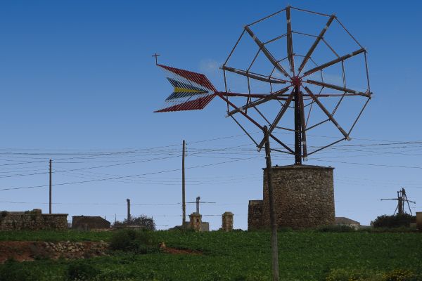 Windm&uuml;hlen bei Sa Pobla - © RoRadln - Kurt Schmidt