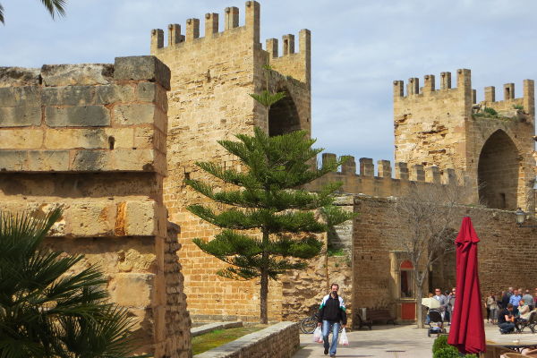 Alcudia, Altstadt - © RoRadln - Kurt Schmidt