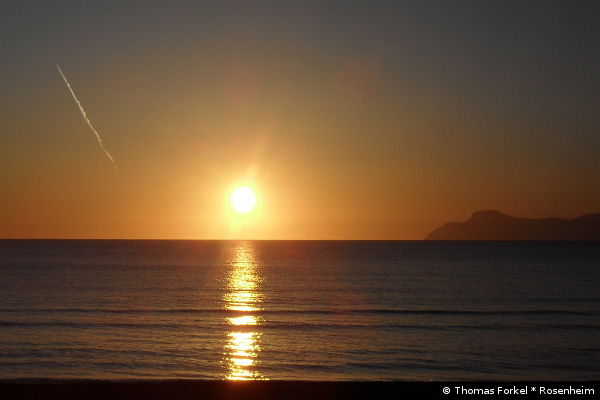 Sonnenaufgang in der Bucht von Alcudia - © RoRadln - Thomas Forkel