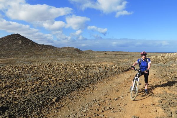 Pedales de Lava zwischen Guatiza und Costa Teguise - © RoRadln - Kurt Schmidt