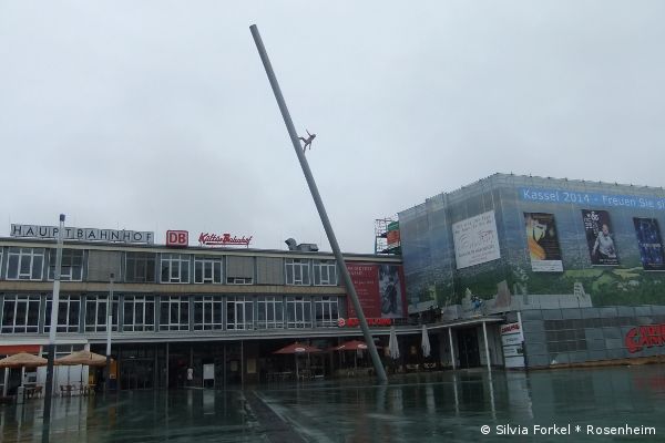 Himmelsst&uuml;rmer am Hbf Kassel - © RoRadln - Silvia Forkel