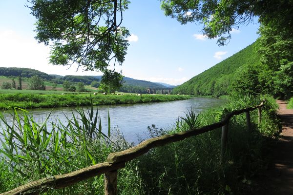 Werra zwischen Werleshausen und Lindewerra - © RoRadln - Kurt Schmidt