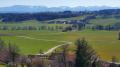 Blick von Jakobsbaiern auf Gro&szlig;h&ouml;henrain und Alpenkette