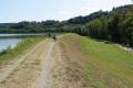 Isar-Radweg beim Kernkraftwerk Isar